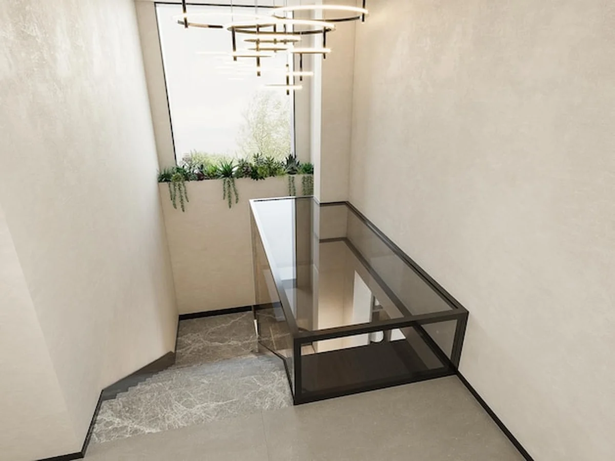 Nowoczesna konstrukcja szklanych schodów