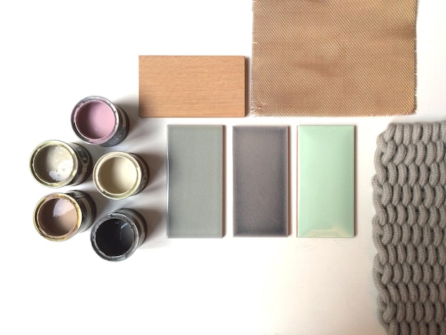 Jak wybrać kolor ścian do salonu? Nasze inspiracje